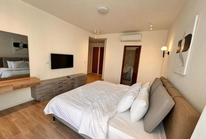 8015049 - Property Image 2