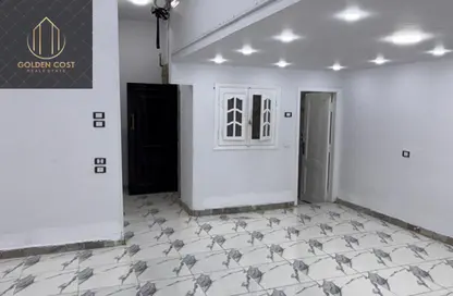 مساحات مكتبية - استوديو - 2 حمامات للايجار في شارع الامام احمد بن حنبل - الياسمين 7 - الياسمين - مدينة القاهرة الجديدة - القاهرة