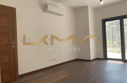 Apartment - 2 Bedrooms - 2 Bathrooms for rent in Hyde Park - New Cairo City - Cairo