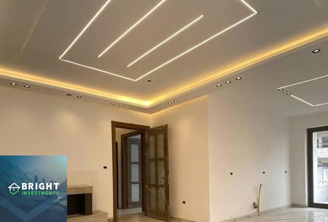 8233509 - Property Image 3