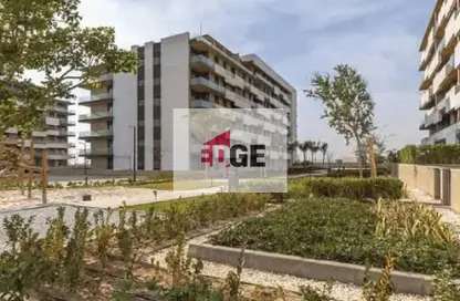 شقة - 3 غرف نوم - 3 حمامات للبيع في كمبوند البروج - كمبوندات الشروق - مدينة الشروق - القاهرة