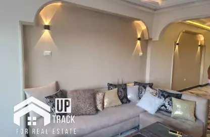 Apartment - 2 Bedrooms - 2 Bathrooms for rent in Taha Hussein St. - Zamalek - Cairo