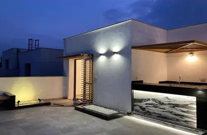 Penthouse - 3 Bedrooms - 3 Bathrooms for sale in The Courtyards - Sheikh Zayed Compounds - Sheikh Zayed City - Giza