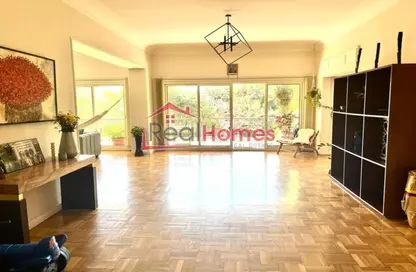 Apartment - 4 Bedrooms - 3 Bathrooms for rent in Hassan Sabri St. - Zamalek - Cairo