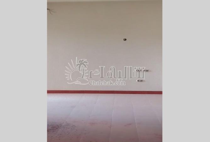 8273797 - Property Image 2