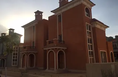 منزل مزدوج - 3 غرف نوم - 4 حمامات للبيع في نيوم اكتوبر - التوسعات الشمالية - مدينة 6 أكتوبر - الجيزة