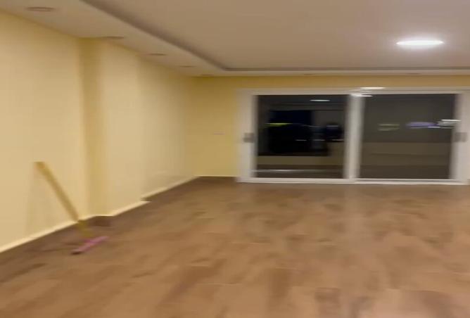 7996011 - Property Image 2