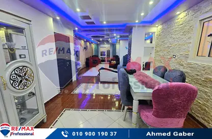 Apartment - 5 Bedrooms - 2 Bathrooms for sale in El Gaish Road - Miami - Hay Awal El Montazah - Alexandria