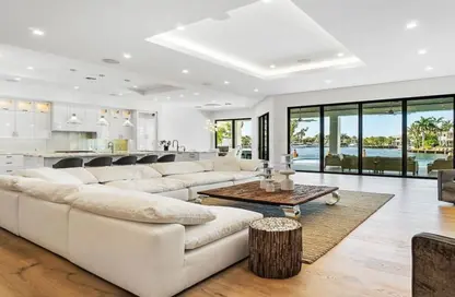 Villa - 5 Bedrooms - 4 Bathrooms for sale in Swan Lake October - 26th of July Corridor - 6 October City - Giza