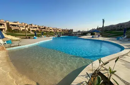 Chalet - 3 Bedrooms - 2 Bathrooms for sale in Al Ain Al Sokhna - Suez