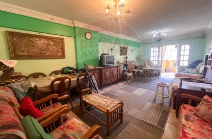 Apartment - 3 Bedrooms - 1 Bathroom for sale in Al Rasafa St. - Moharam Bek - Hay Wasat - Alexandria