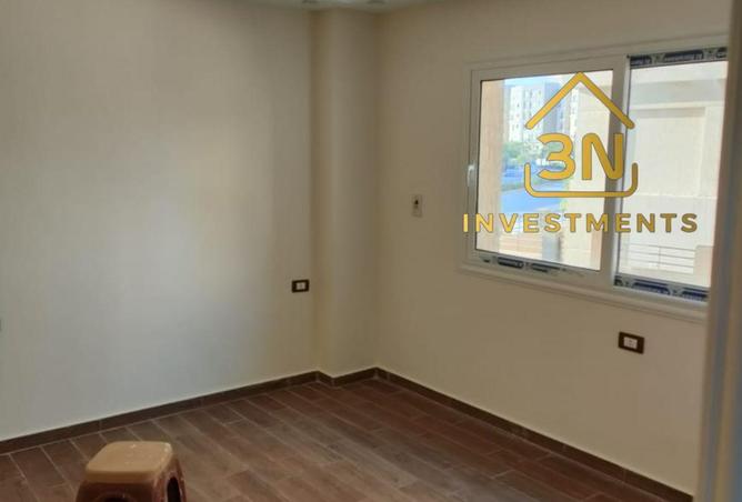 8089468 - Property Image 3