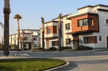 Townhouse - 4 Bedrooms - 4 Bathrooms for sale in Azzar 2 - 5th Settlement Compounds - The 5th Settlement - New Cairo City - Cairo