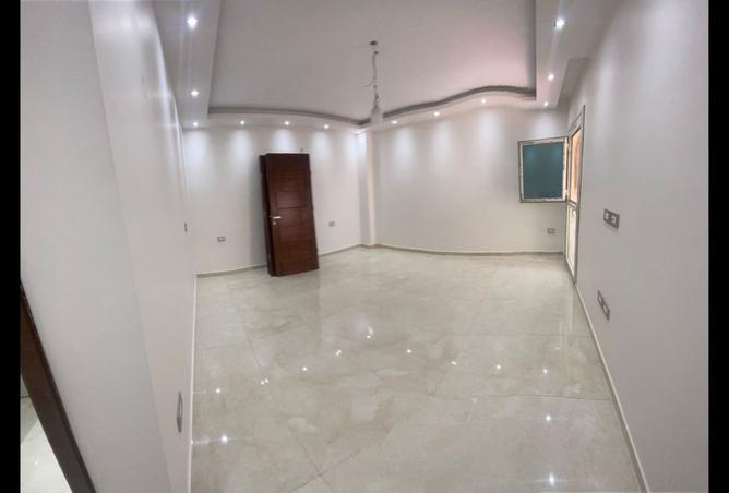 8328149 - Property Main Image