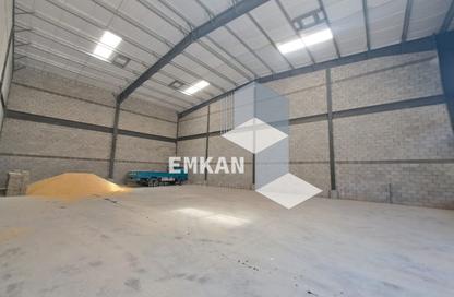 Warehouse - Studio - 2 Bathrooms for rent in Industrial Zone St   Al Central Road - Industrial Area - 6 October City - Giza