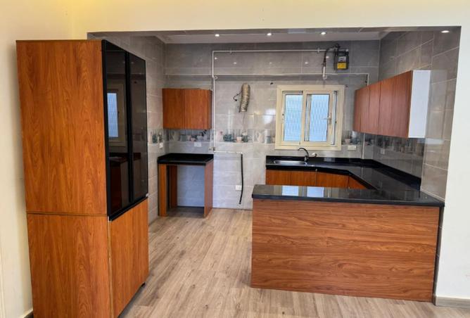 8380904 - Property Image 2