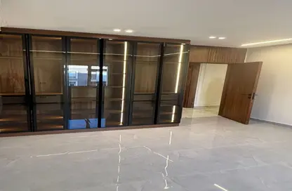 شقة - 3 غرف نوم - 3 حمامات للايجار في أكتوبر بلازا - كمبوندات 6 أكتوبر - مدينة 6 أكتوبر - الجيزة