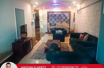 Apartment - 3 Bedrooms - 3 Bathrooms for rent in Tout Ankh Amoun St. - Smouha - Hay Sharq - Alexandria
