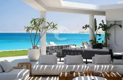 Villa - 4 Bedrooms - 5 Bathrooms for sale in Ramla Lakeside - Qesm Ad Dabaah - North Coast