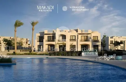 Chalet - 2 Bedrooms - 3 Bathrooms for sale in Makadi Orascom Resort - Makadi - Hurghada - Red Sea