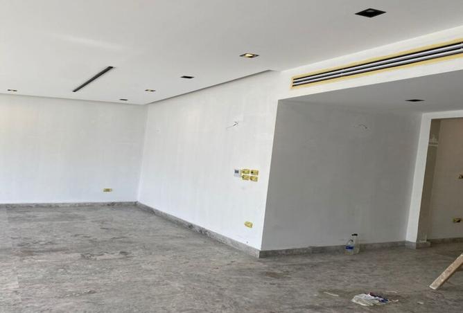 8052966 - Property Image 2