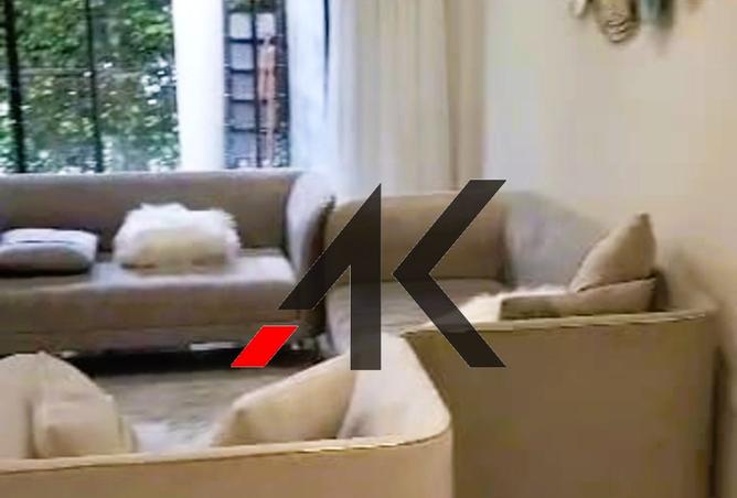 8219812 - Property Image 2