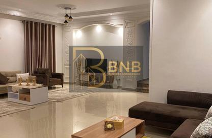 Apartment - 3 Bedrooms - 3 Bathrooms for rent in Area B - Ganoob El Acadimia - New Cairo City - Cairo