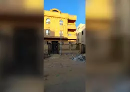 شقة - 4 غرف نوم - 3 حمامات للبيع في حى القرنفل - التجمع الخامس - مدينة القاهرة الجديدة - القاهرة