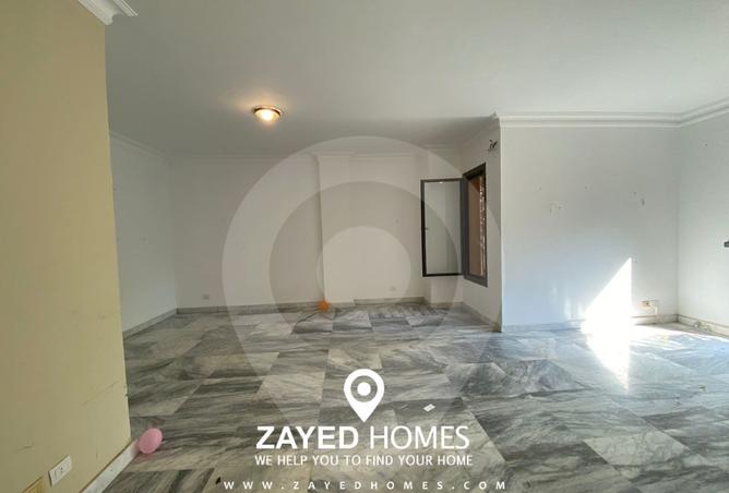 8245106 - Property Image 3