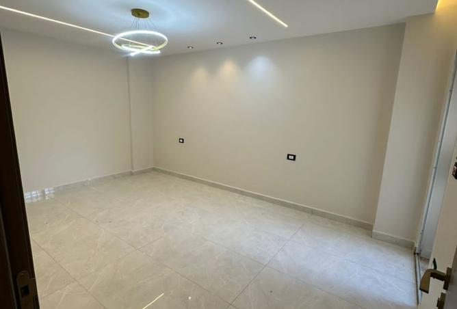 8255499 - Property Image 3