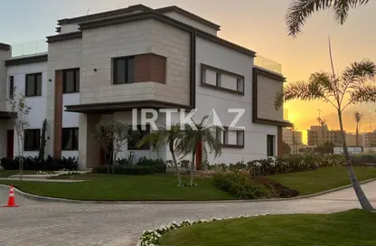 Townhouse - 4 Bedrooms - 5 Bathrooms for sale in Azzar 2 - 5th Settlement Compounds - The 5th Settlement - New Cairo City - Cairo