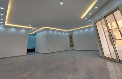 Apartment - 3 Bedrooms - 2 Bathrooms for sale in Zuhair Sabry St. - 1st Zone - Nasr City - Cairo