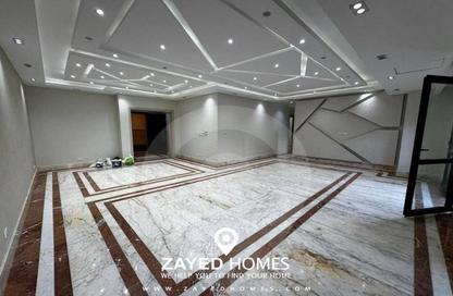 Apartment - 3 Bedrooms - 3 Bathrooms for sale in The Courtyards - Sheikh Zayed Compounds - Sheikh Zayed City - Giza