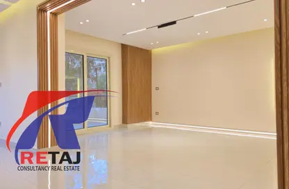 Apartment - 3 Bedrooms - 3 Bathrooms for sale in Mokhles Al Alfy St. - 1st Zone - Nasr City - Cairo
