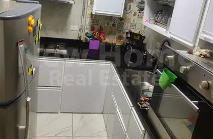Apartment - 3 Bedrooms - 1 Bathroom for sale in Al Gammal St. - Cleopatra - Hay Sharq - Alexandria