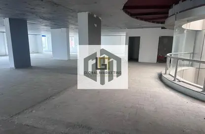 طابق كامل - استوديو - 4 حمامات للايجار في فى90 - شارع التسعين الشمالي - التجمع الخامس - مدينة القاهرة الجديدة - القاهرة