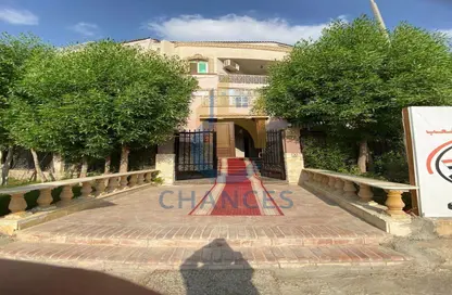 Duplex - 3 Bedrooms - 3 Bathrooms for sale in Al Shouyfat - 5th Settlement Compounds - The 5th Settlement - New Cairo City - Cairo