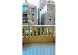 شقة - 3 غرف نوم - 2 حمامات للبيع في شارع عبد الحكيم الرفاعي - المنطقة الثامنة - مدينة نصر - القاهرة