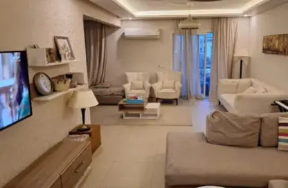 شقة - 3 غرف نوم - 2 حمامات للبيع في حدائق المهندسين - الحي الرابع - الشيخ زايد - الجيزة