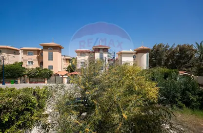 فيلا - 5 غرف نوم - 4 حمامات للبيع في كينج مريوط - حي العامرية - الاسكندرية