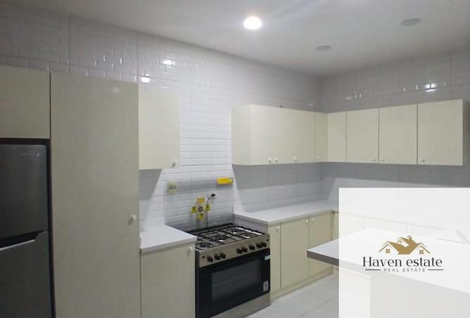 8400332 - Property Image 2