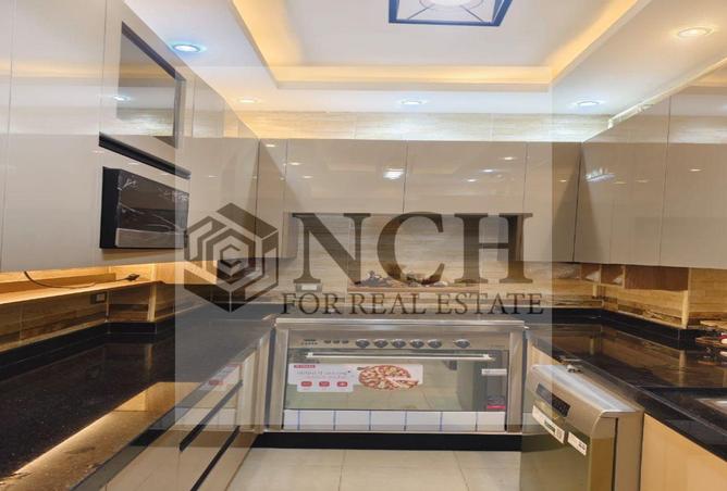 8027057 - Property Image 2