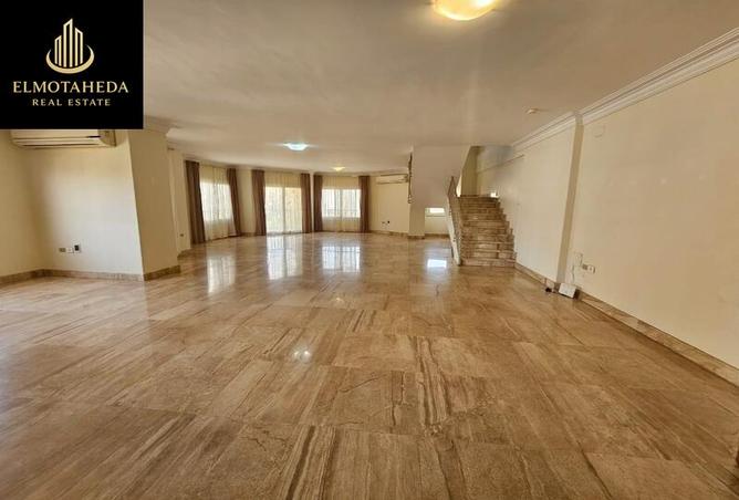 7448516 - Property Image 2