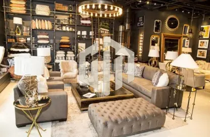 معرض - استوديو - 1 حمام للايجار في شارع التسعين الجنوبي - التجمع الخامس - مدينة القاهرة الجديدة - القاهرة