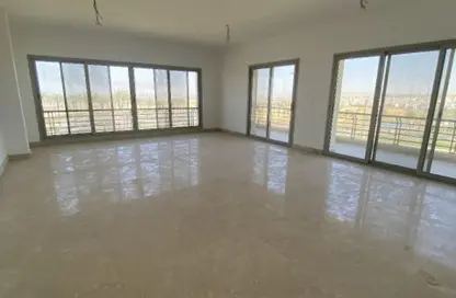 Apartment - 2 Bedrooms - 2 Bathrooms for sale in The Fourteen Golf Residences - Uptown Cairo - Mokattam - Cairo