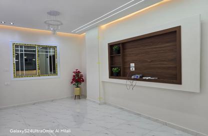 Apartment - 3 Bedrooms - 2 Bathrooms for sale in Gate 2 - Ahmose - Hadayek El Ahram - Giza