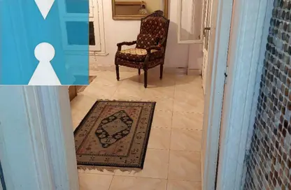 شقة - 2 غرف نوم - 2 حمامات للايجار في الحي الاول - الشيخ زايد - الجيزة