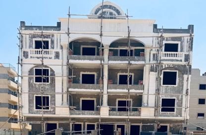 Apartment - 3 Bedrooms - 2 Bathrooms for sale in Al Andalus District - New Cairo City - Cairo