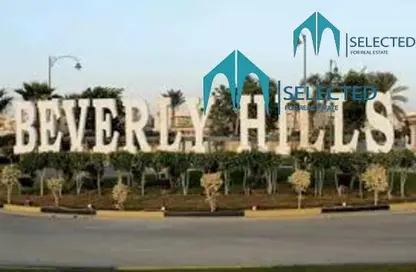 Apartment - 3 Bedrooms - 3 Bathrooms for sale in One 16 - Sheikh Zayed Compounds - Sheikh Zayed City - Giza