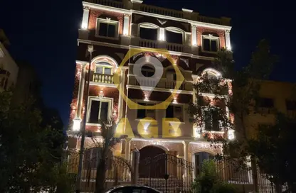 Apartment - 3 Bedrooms - 3 Bathrooms for sale in Akhnaton St. - District 5 - The 5th Settlement - New Cairo City - Cairo